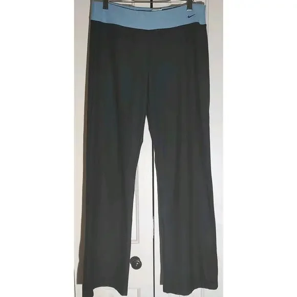 Women's Nike Pants Black Straight Leg Yoga Athleisure Stretch Bottoms - Medium - Picture 2 of 6